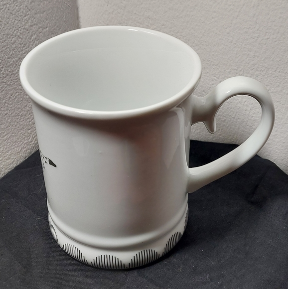 Hello Gorgeous Coffee Mug Cheetah Black & White with Pink Bow - Picture 5 of 12